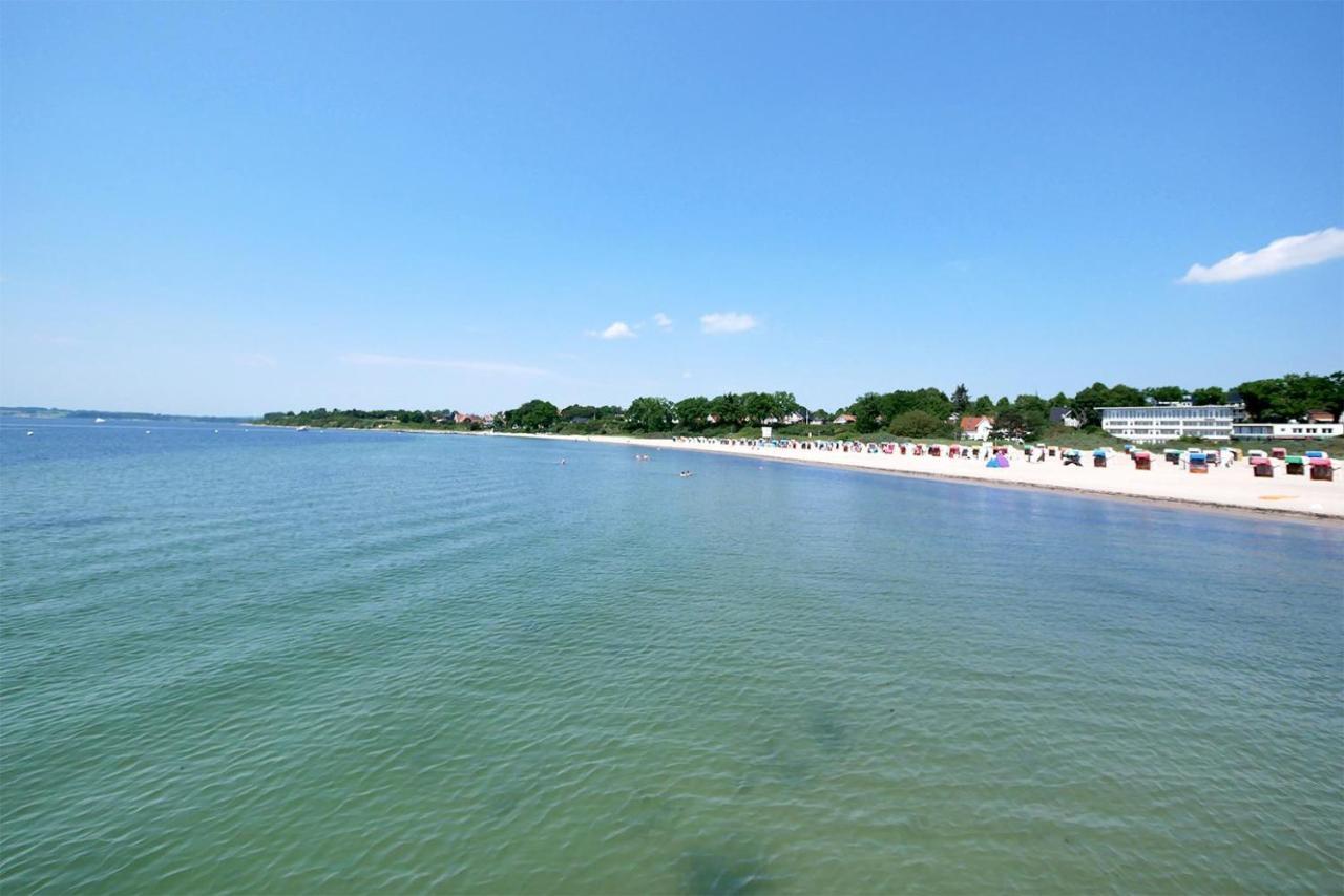 Feriendorf Suedstrand Haus 09 ペルツァーハケン エクステリア 写真